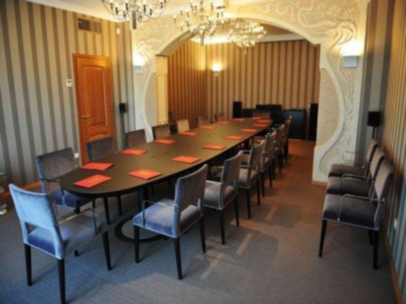 Diplomat Club Hotel Kişinev Konforlar fotoğraf